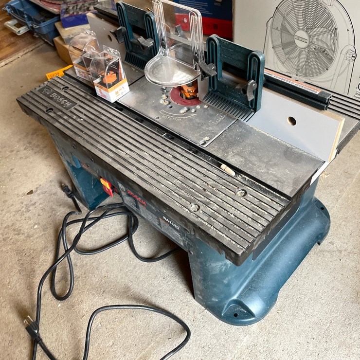 #10120 • Bosch Router