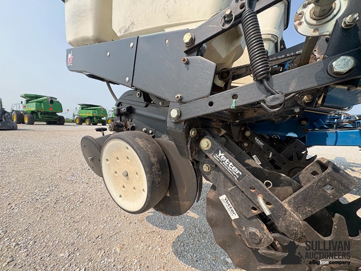kinze-3200-image-12