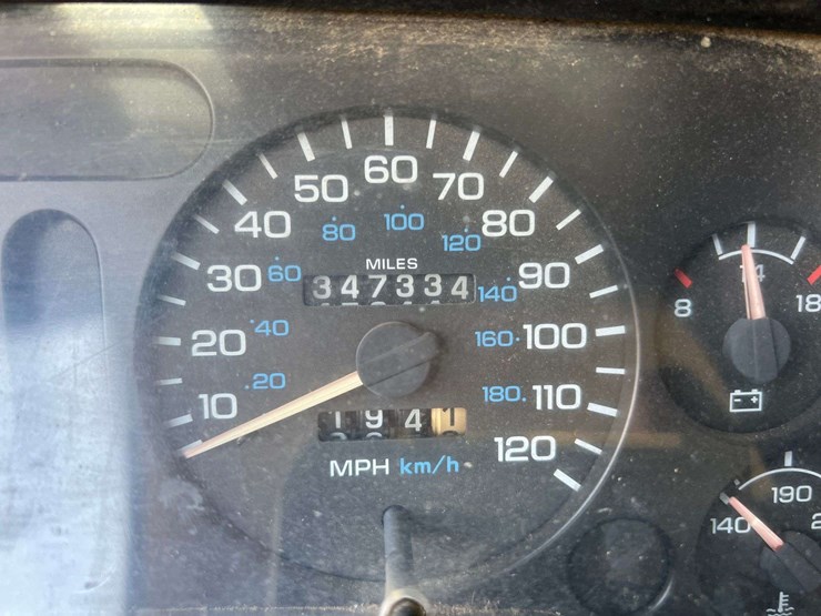 1995-dodge-ram-3500-image-22