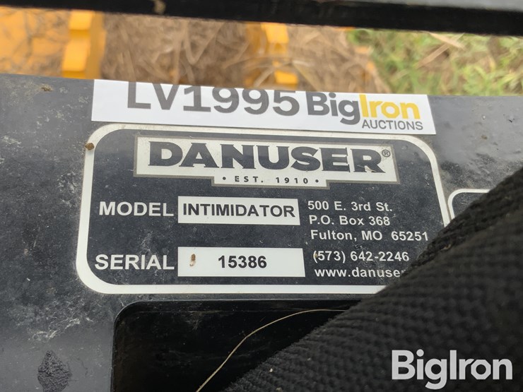 danuser-intimidator-skid-steer-tree-puller-image-18