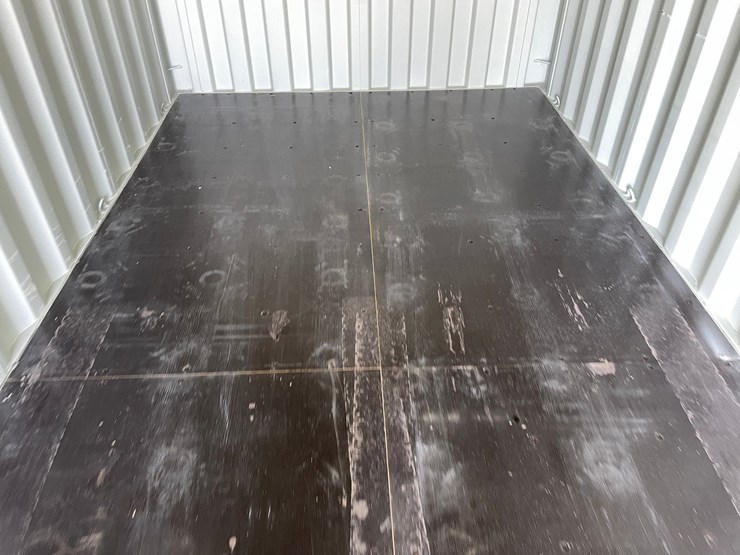 #404-•-20'-shipping-container-image-14