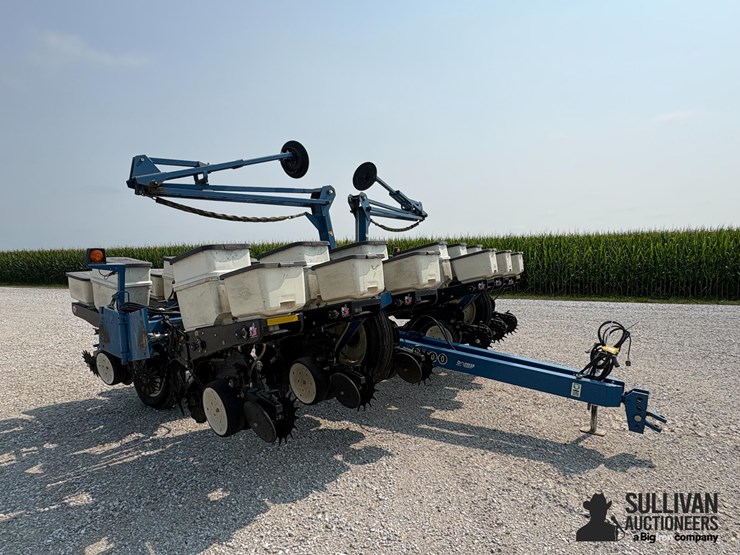 kinze-3200-image-3