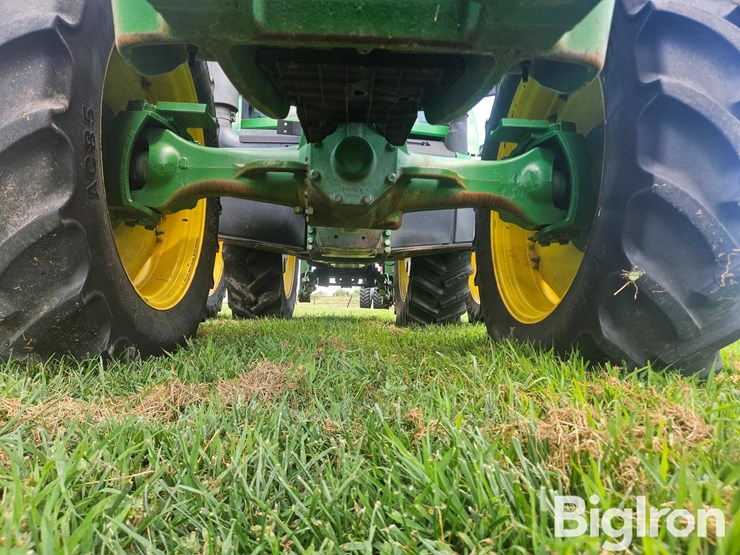 2006-john-deere-8330-image-10