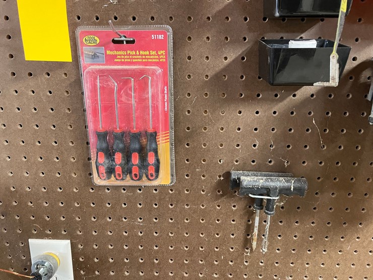 #10143-•-assorted-shop-tools-image-2