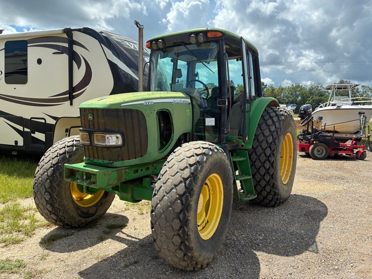 john-deere-6220-image-1
