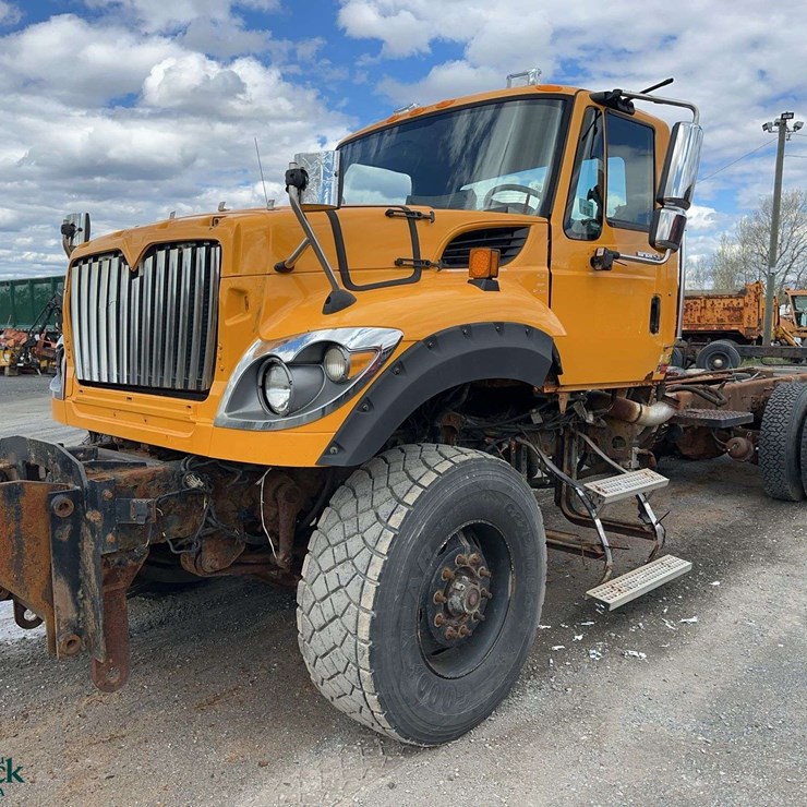 2012 INTERNATIONAL 7600