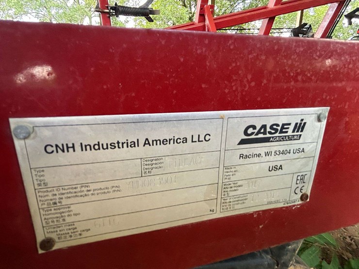 2017-case-ih-255-image-37
