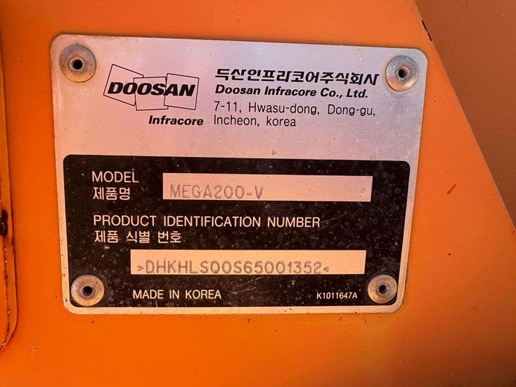 doosan-mega-200-v-image-41