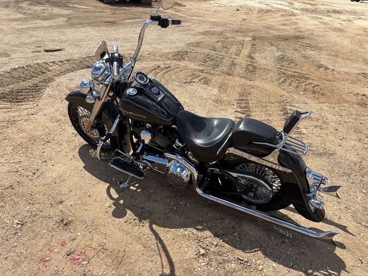 2016-harley-davidson-softail-deluxe-(8,546-miles)-image-2