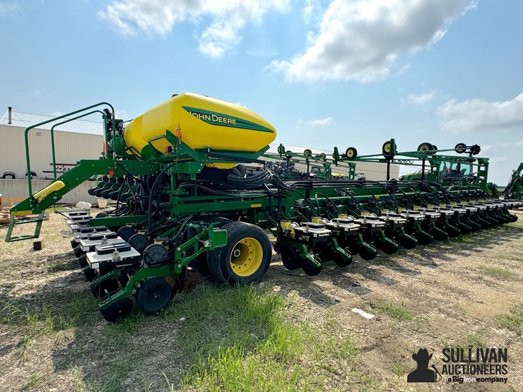 2013-john-deere-db90-image-5