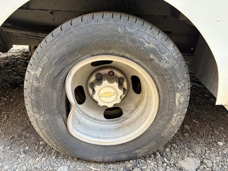 2006-chevrolet-express-g3500-image-15
