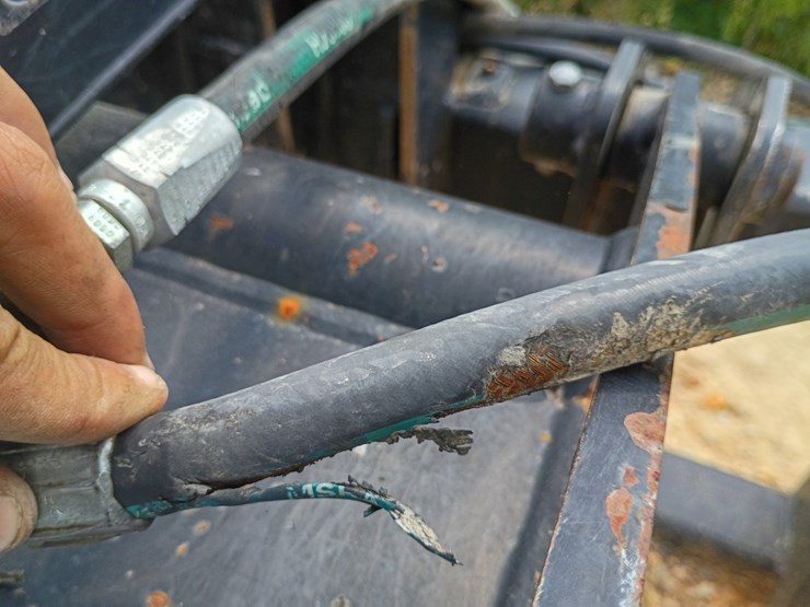 #24622-•-blue-diamond-rock-grapple-bucket-image-16