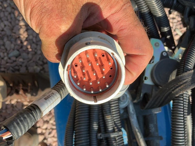 2021-kinze-3605-image-12