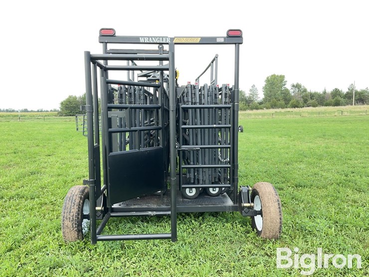 2026-linn-post-and-pipe-wrangler-pro-series-super-large-gooseneck-portable-corral-image-6