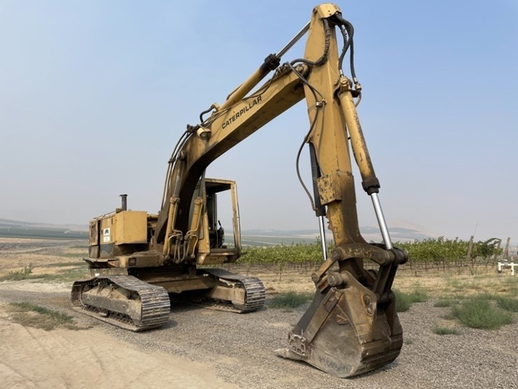 caterpillar-225-image-6