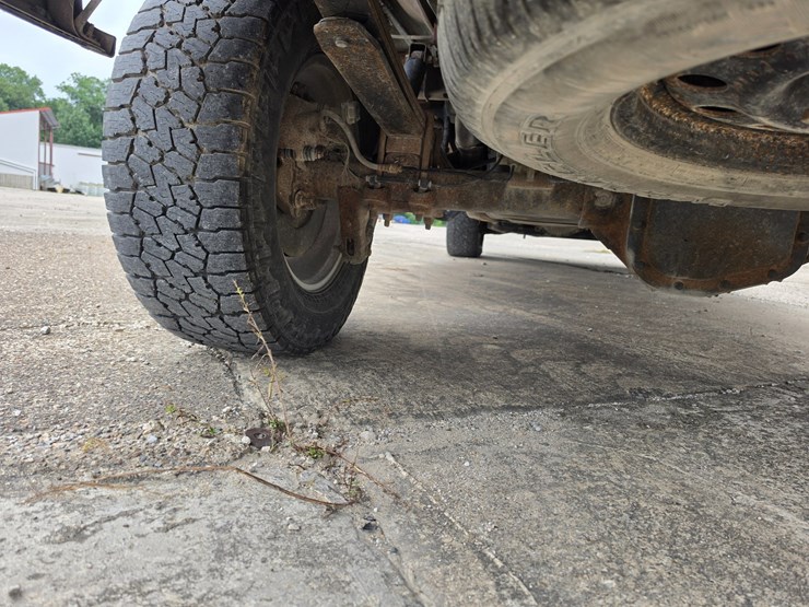2011-ford-f150-image-59