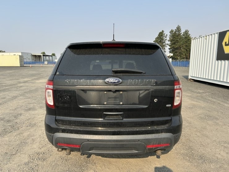 2014-ford-explorer-image-4