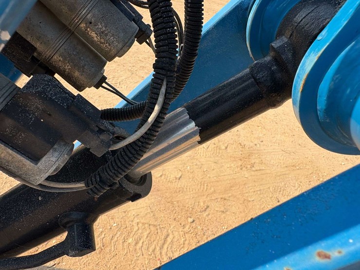 2012-genie-z40/23n-image-16