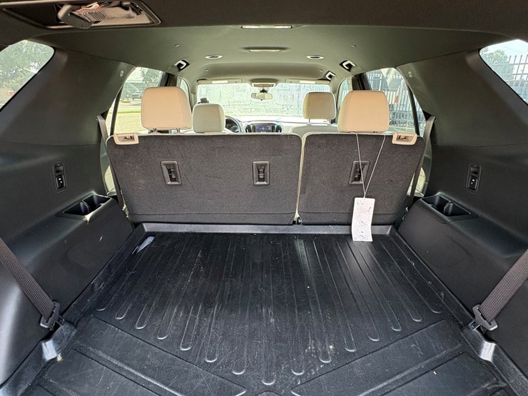 2022-chevrolet-traverse-image-6