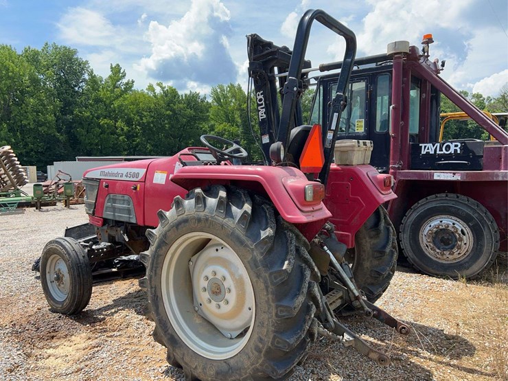 2005-mahindra-4500-image-6