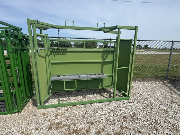 new/unused-real-tuff-8.5'-adjustable-alley-image-1
