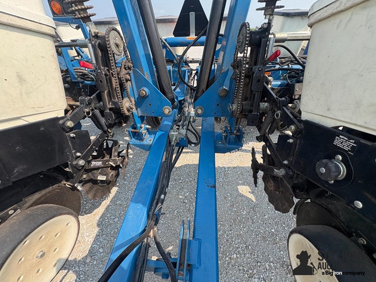 kinze-3200-image-19