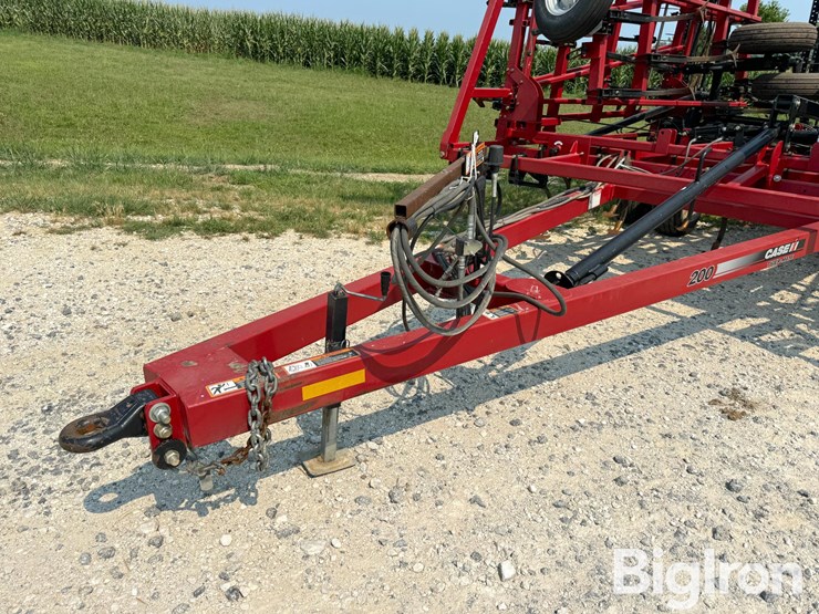 2012-case-ih-200-image-9