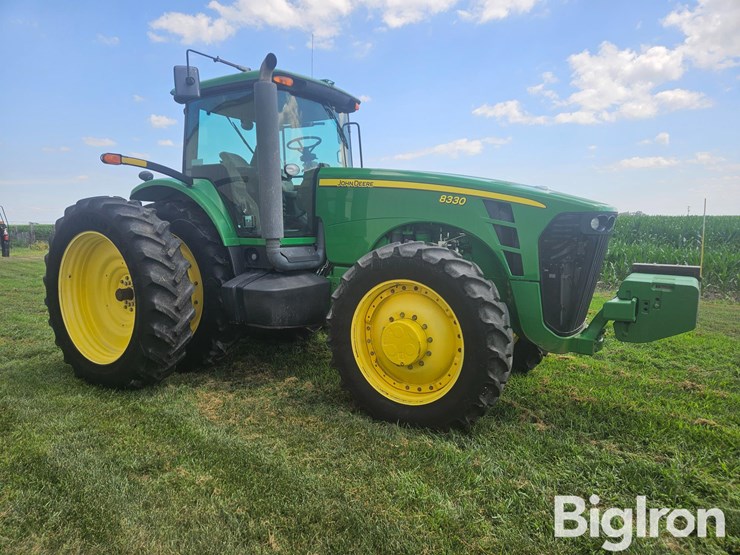 2006-john-deere-8330-image-3