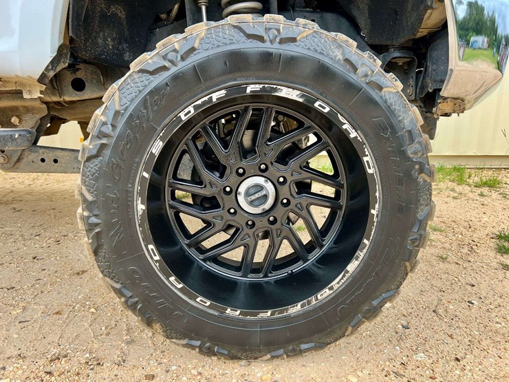 2017-ford-f250-lariat-image-18