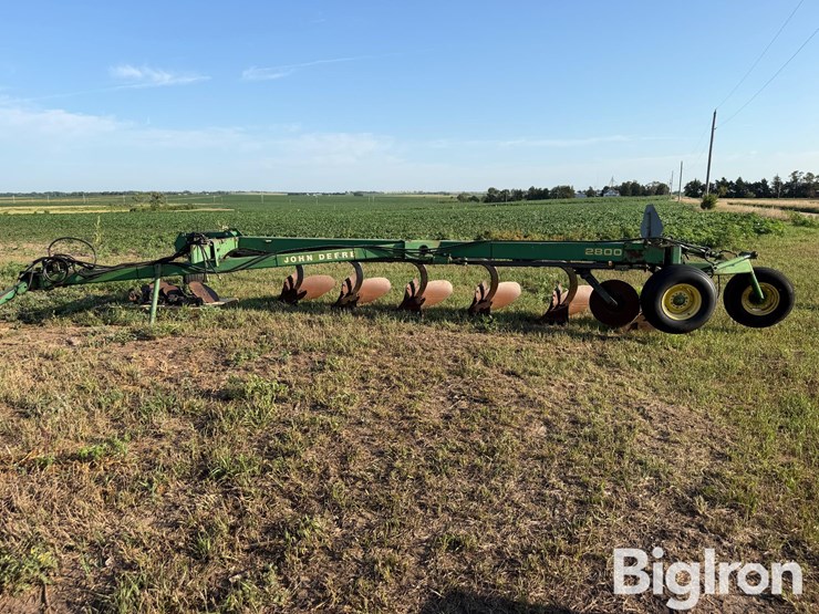 john-deere-2800-image-8