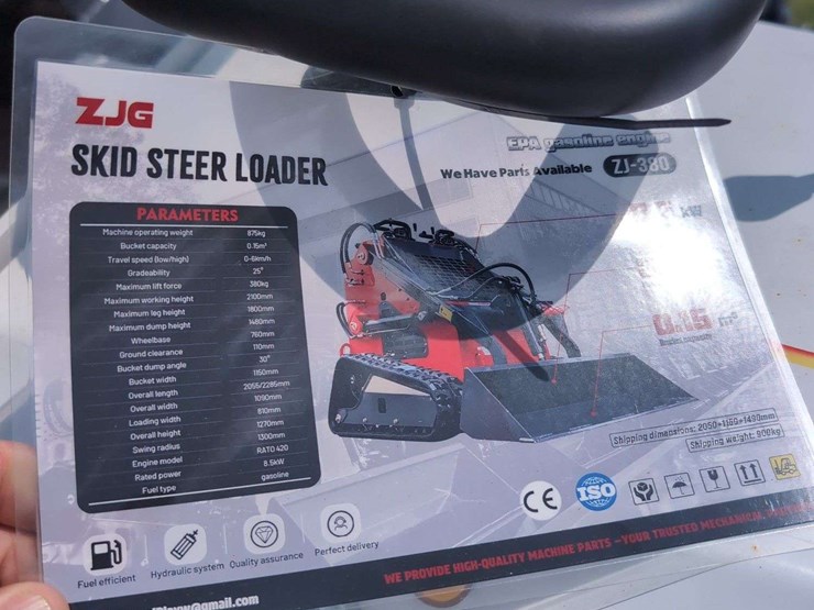 zjg-mini-skid-steer-loader-zj-380-(white)---15hp-image-10