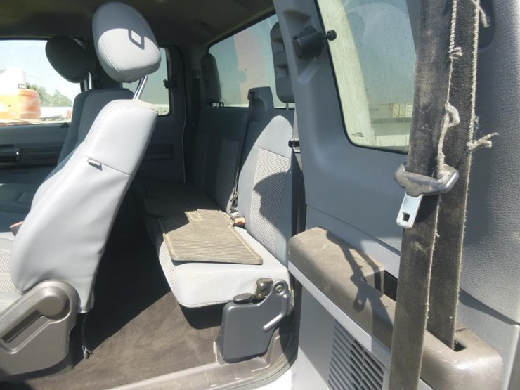 2015-ford-f250-image-12