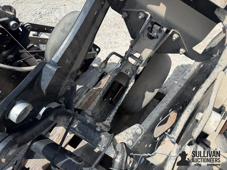 kinze-4000-series-row-units-(bid-per-unit)-image-9