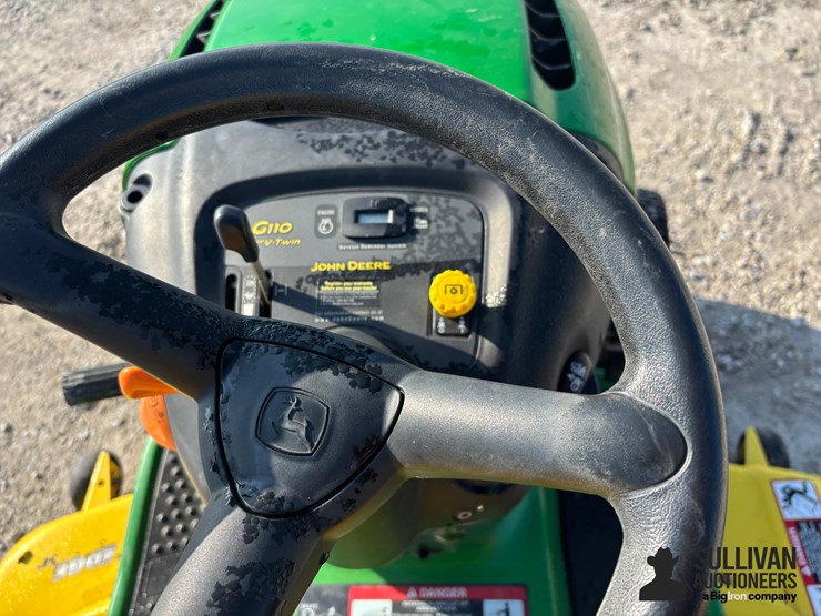 john-deere-g110-image-10