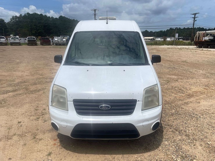 2011-ford-transit-connect-image-5