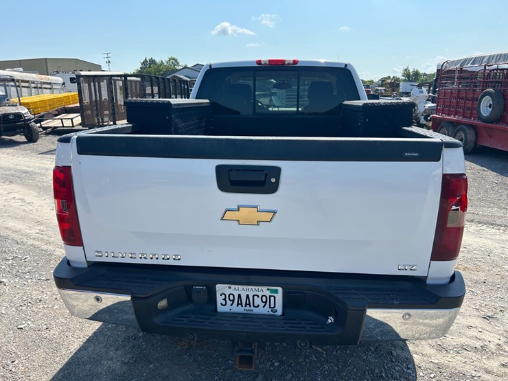 2007-chevrolet-2500-image-6