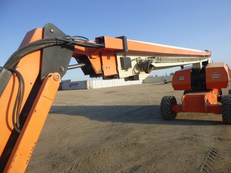 2013-jlg-860sj-image-16