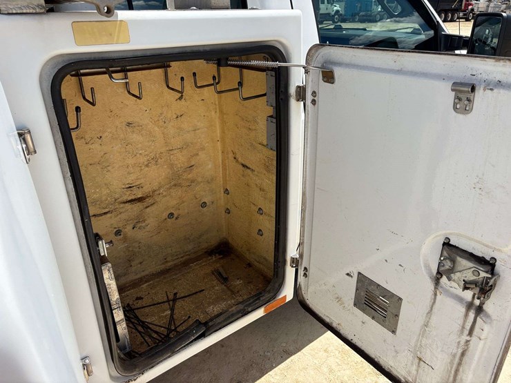 2012-altec-at200a-image-29