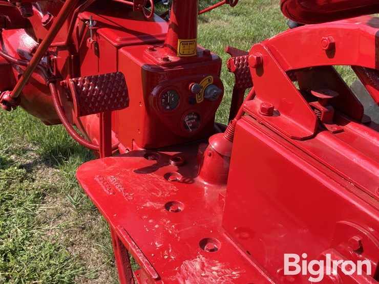 mccormick-farmall-super-c-2wd-tractor-image-12