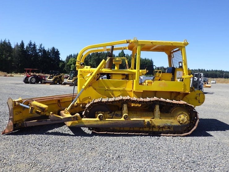 caterpillar-d6-image-2