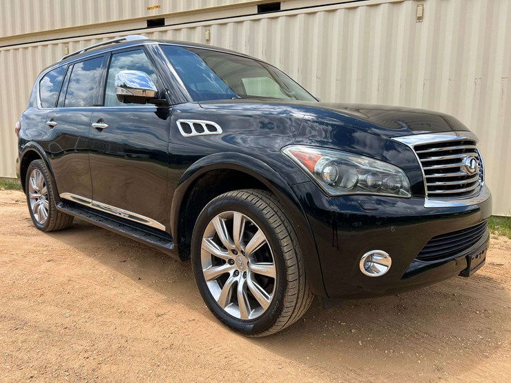 2012-infiniti-qx56-image-4