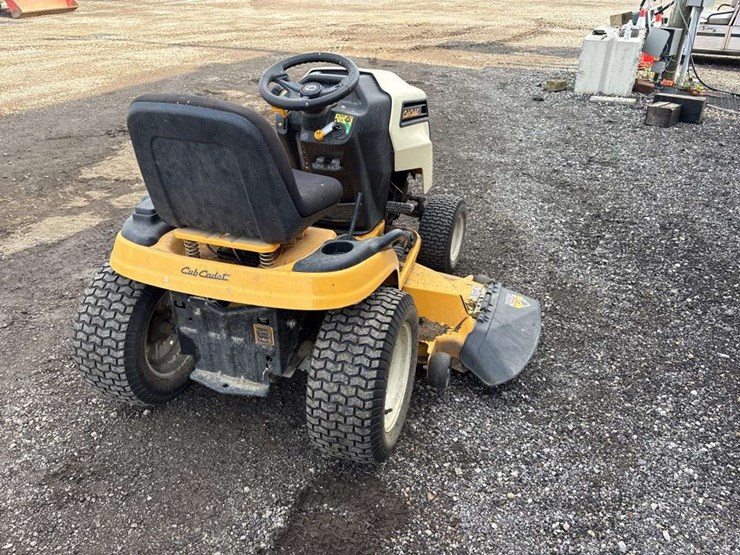 cub-cadet-lgt1054-image-3