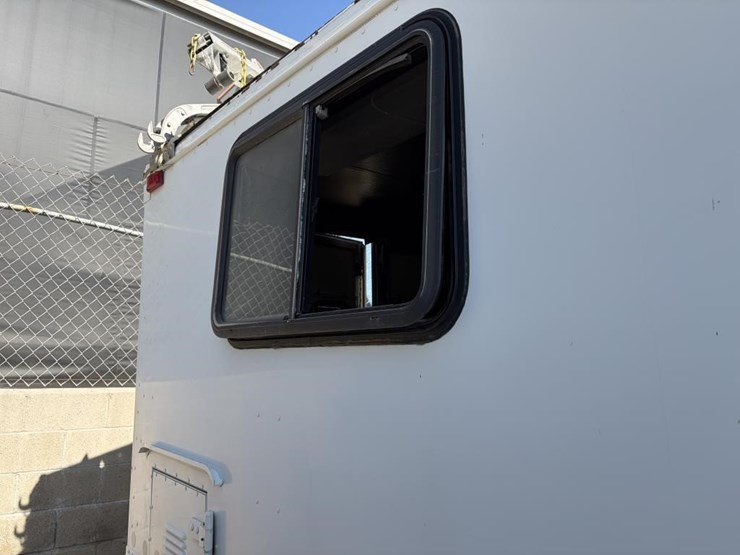 2006-chevrolet-express-g3500-image-13