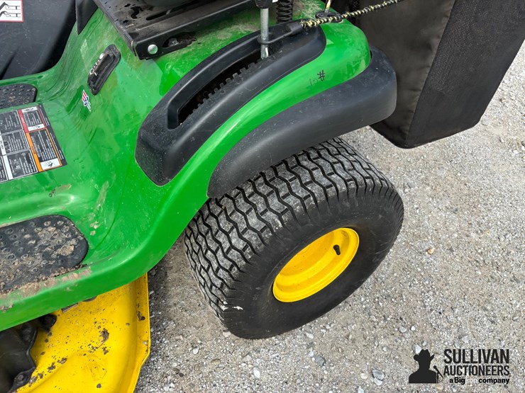 john-deere-d130-image-13