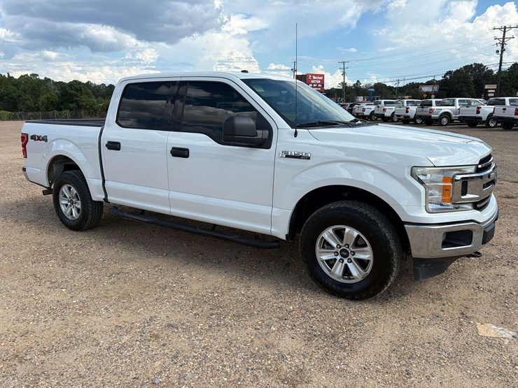 2018-ford-f150-xlt-image-4