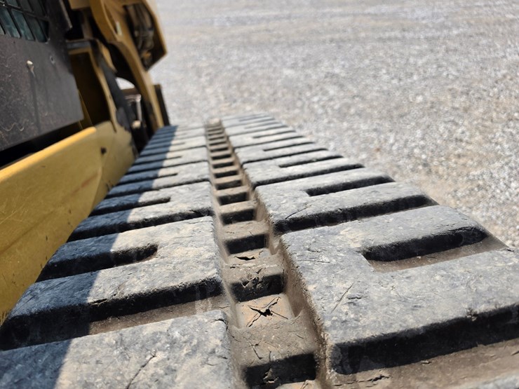 2016-caterpillar-289d-image-51