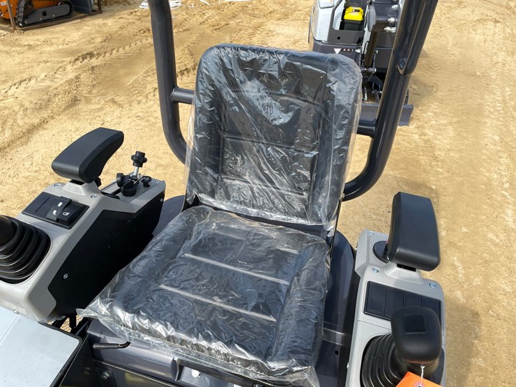#420-•-ats-power-me18-mini-excavator-image-30