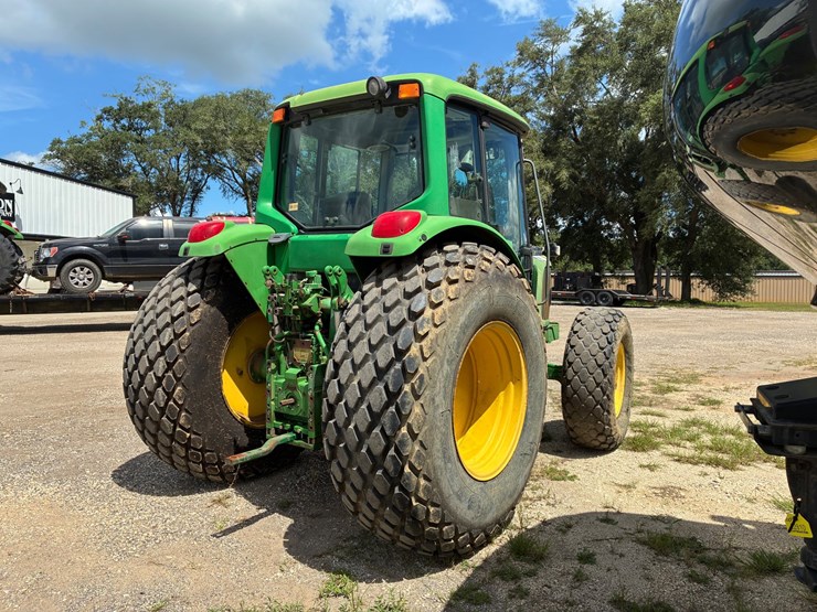 john-deere-6220-image-3