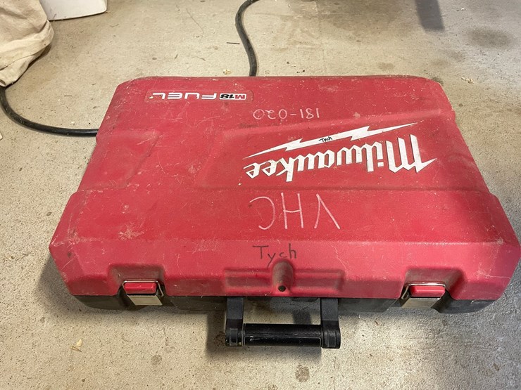 #10127-•-milwaukee-rotary-hammer-and-hammervac-image-6