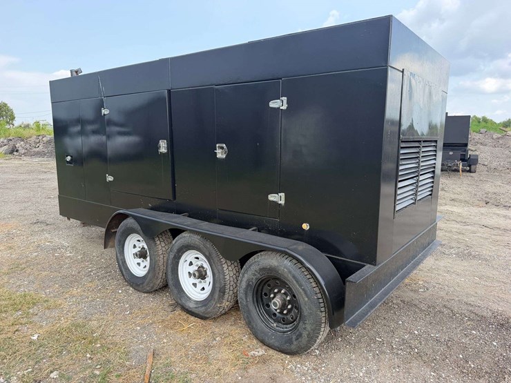 caterpillar-400-kw-image-4